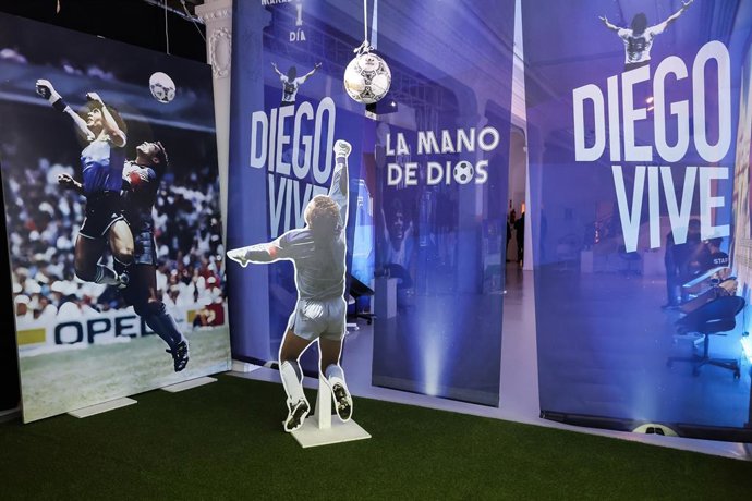 Archivo - Room dedicated to the goal known as the “hand of god” that scored against England in the Mexico World Cup 86 during the inauguration of the Diego Armando Maradona space “Diego Vive” at Sala Metronom on October 08, 2024 in Barcelona, Spain.