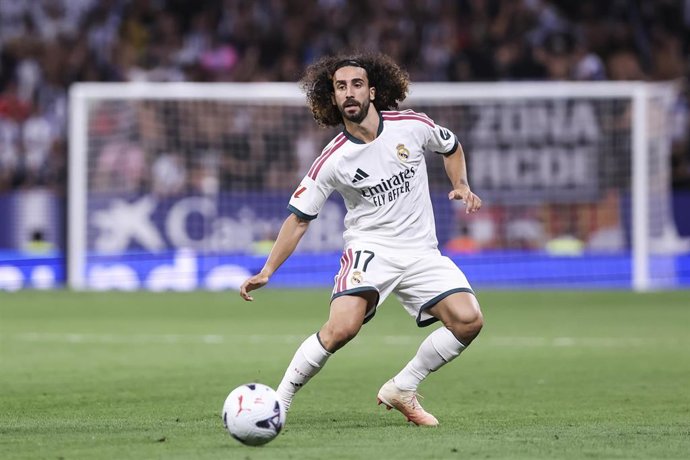 Marc Cucurella con el Real Madrid