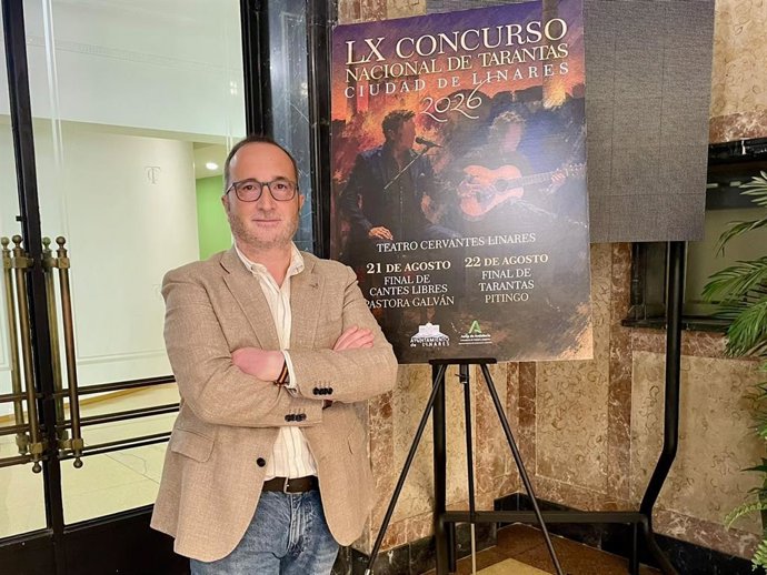 El delegado de Cultura, José Ayala, en el Concurso Nacional de Tarantas de Linares.