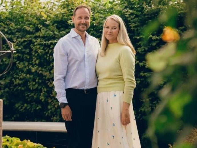 Los Príncipes herederos de Noruega cumplen este 25 de agosto 25 años de casados