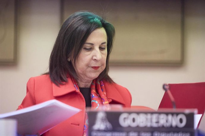 Archivo - La ministra de Defensa, Margarita Robles, comparece en el Congreso de los Diputados, a 31 de marzo de 2026, en Madrid (España).