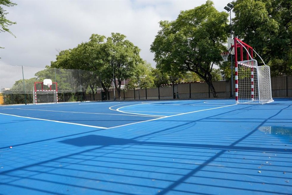 Pista deportiva del parque Estoril, en el Cerro del Águila