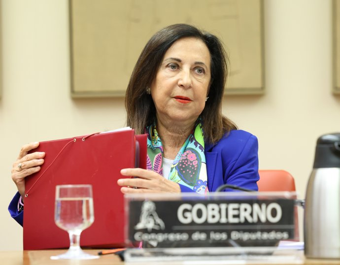 La ministra de Defensa, Margarita Robles, durante una comparecencia ante la Comisión de Defensa en el Congreso de los Diputados, a 25 de agosto de 2026, en Madrid (España).