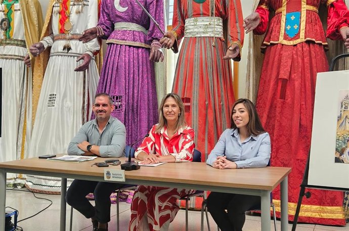La alcaldesa de Guadalajara, Ana Guarinos, en la rueda de prensa.