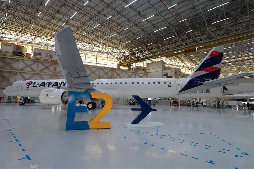 Foto de un avión de Latam Airlines.