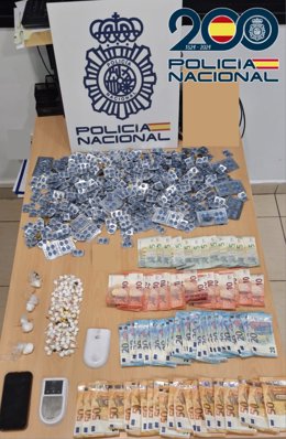 La Policía Nacional detiene a un hombre con más de 74 gramos de cocaína y 1.243 comprimidos de sildenafilo