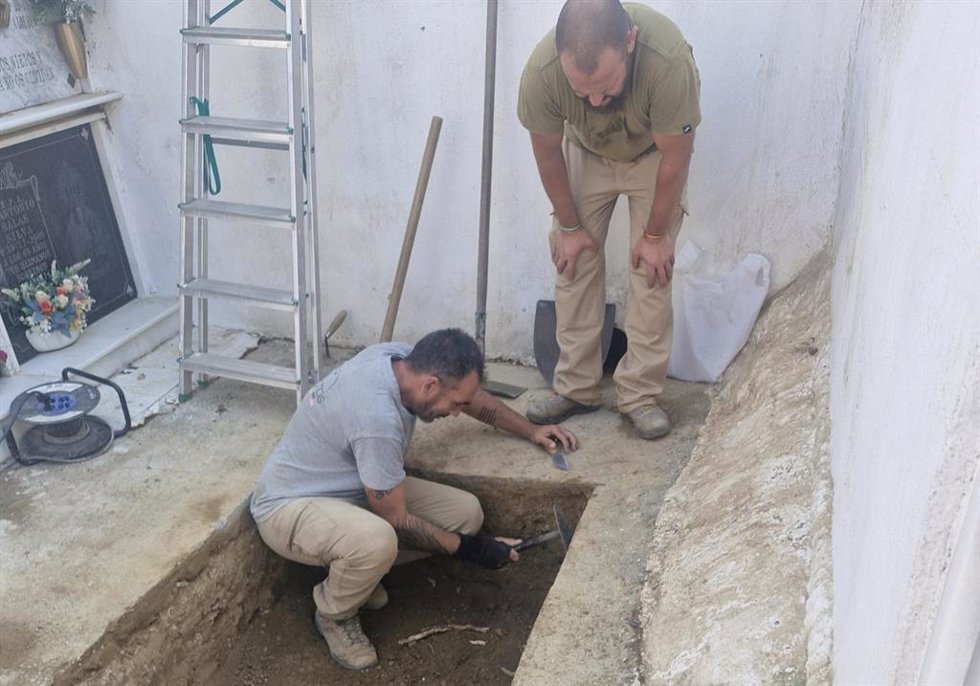 El Ayuntamiento de Guillena inicia los trabajos para localizar una fosa común en el cementerio municipal