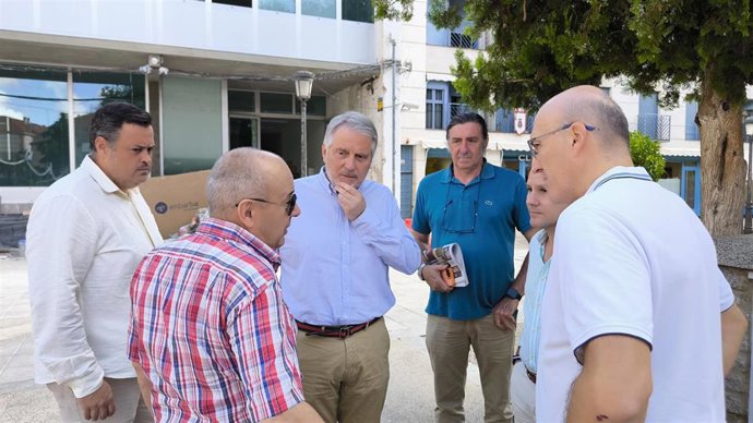 Visita a las obras de remodelación de la Casa de la Cultura.