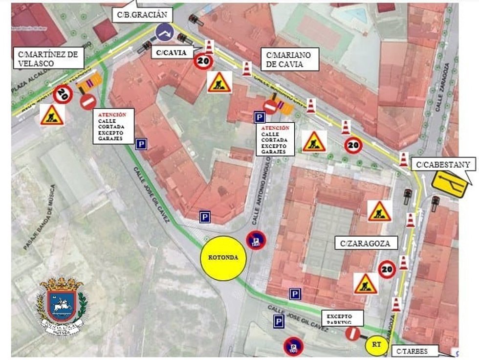 La Policía Local de Huesca establece una prohibición de acceso desde la avenida Martínez de Velasco y recomienda un itinerario alternativo por Juan XXIII, General Lasheras y calle del Parque