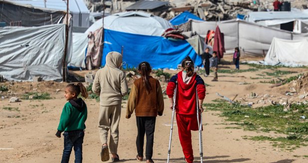 Al menos dos muertos por un ataque de Israel cerca de una escuela de la UNRWA en el norte de Gaza