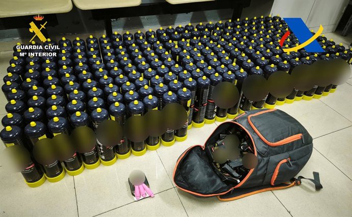 La mercancía aprehendida en Melilla a un pasajero procedente de Málaga.
