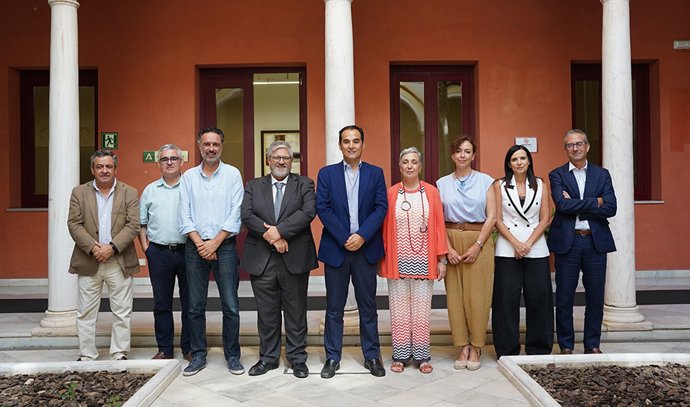 Primera reunión del comité de dirección de la Consejería de Inteligencia Artificial, Desarrollo Digital y Administración pública.