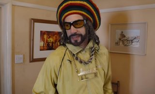 Tronchante tráiler del regreso de Sacha Baron Cohen como Ali G en ¿Who Iz I?