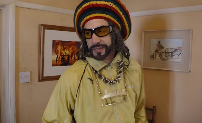 Tronchante tráiler del regreso de Sacha Baron Cohen como Ali G en ¿Who Iz I?