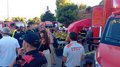 Desalojan la primera línea de viviendas en Torre Baró (Barcelona) por el incendio en Collserola