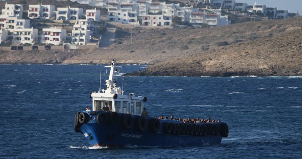 Rescatados más de 120 migrantes en aguas al sur de la isla griega de Creta