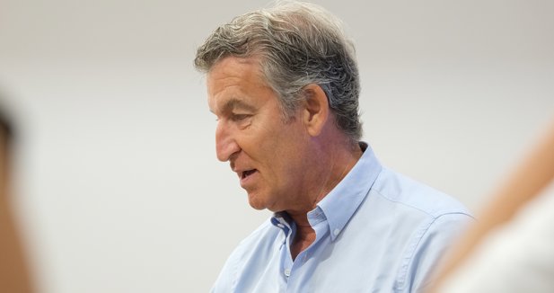 Feijóo exige convocar la Comisión de Secretos Oficiales para que el CNI aclare las "versiones" del Gobierno con Ceuta