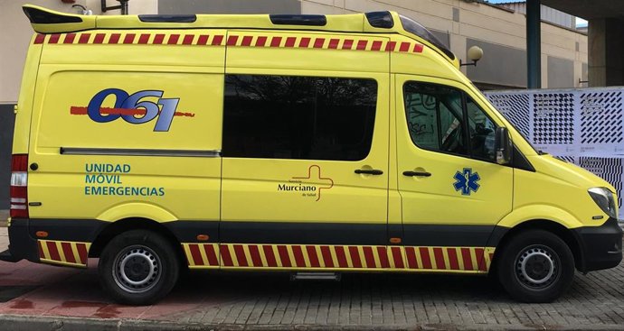 Archivo - Ambulancia del 061