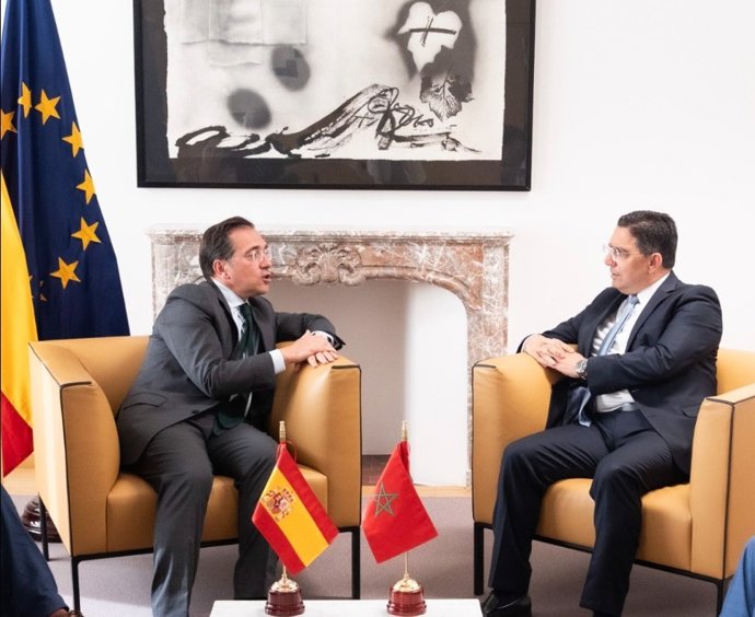 Archivo - El ministro de Exteriores, José Manuel Albares, se reúne con su homólogo de Marruecos, Naser Bourita.