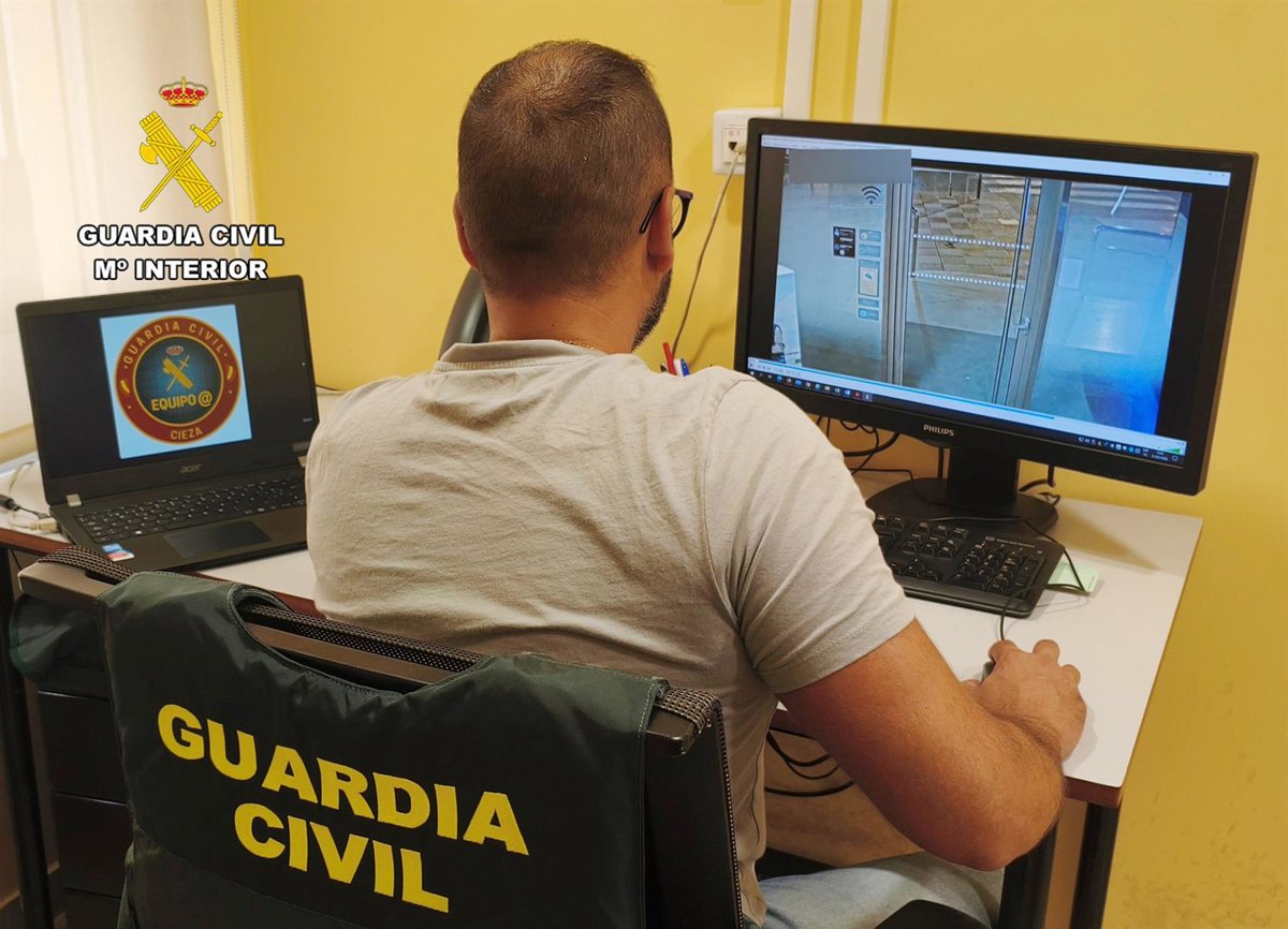 Detenido un hombre por estafar cerca de 30.000 euros a un familiar al que cuidaba en Jumilla (Murcia)