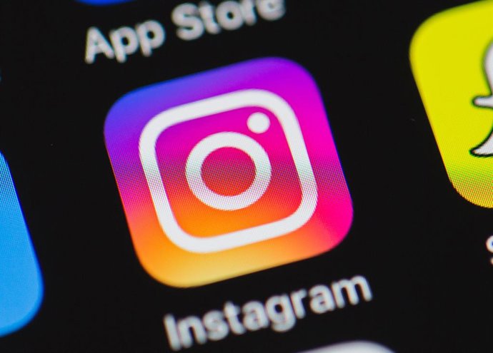 Archivo - Arquivo - ARQUIVADO - 17 de maio de 2016, Renânia do Norte-Vestfália, Düsseldorf: O logotipo do Instagram é visto em um iPhone 6 da Apple. Foto: Rolf Vennenbernd/dpa