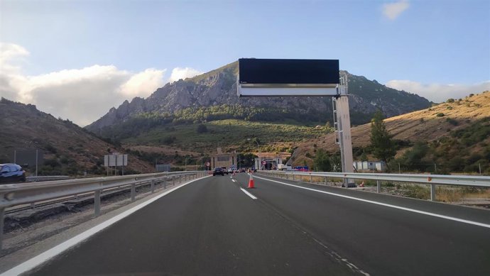 Archivo - Peaje del Huerna, Autopista AP-66.