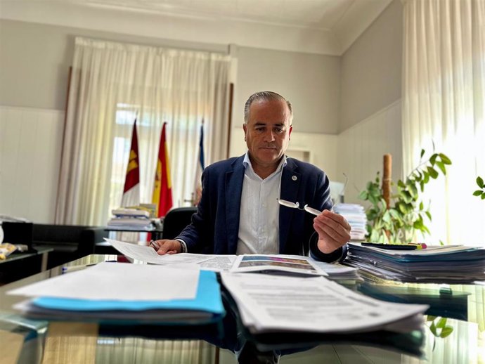 El alcalde de Talavera de la Reina, José Julián Gregorio.