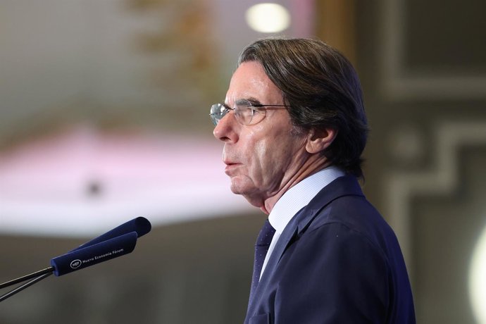 Archivo - El expresidente del Gobierno, José María Aznar, durante un desayuno informativo, en el hotel Mandarin Oriental Ritz, a 1 de julio de 2026, en Madrid (España). El desayuno ha sido organizado por Nueva Economía Fórum.
