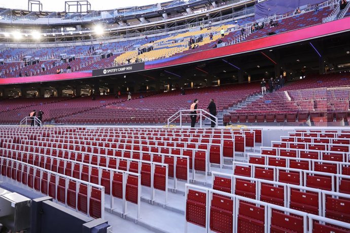 Archivo - General view inside the stadium ahead during the training day of FC Barcelona open doors for the fans at the Spotify Camp Nou stadium on November 07, 2025 in Barcelona, Spain.