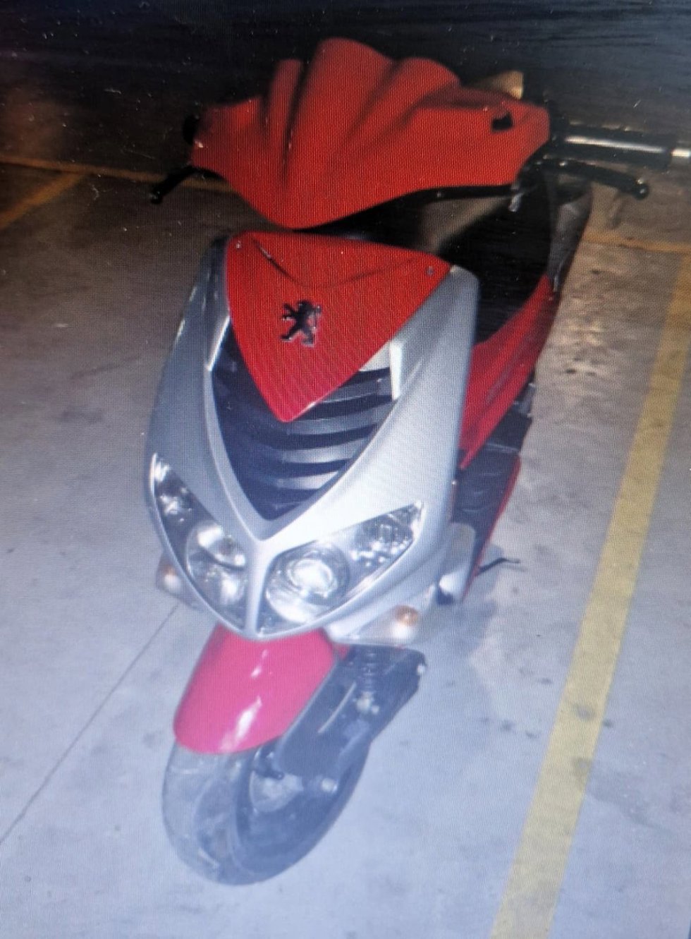Moto en la que circulaba el infractor.