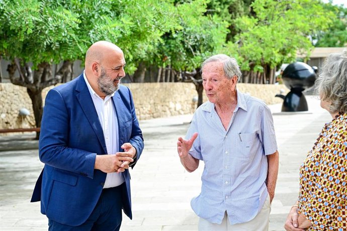 El alcalde de Palma, Jaime Martínez (izq.), con el arquitecto Rafael Moneo.