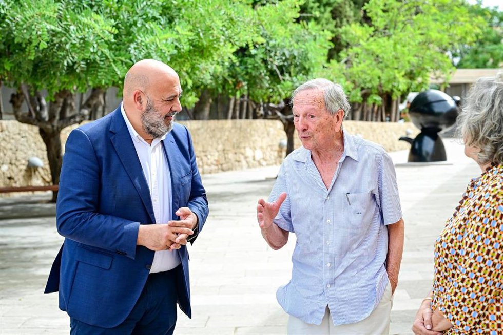 El alcalde de Palma, Jaime Martínez (izq.), con el arquitecto Rafael Moneo.