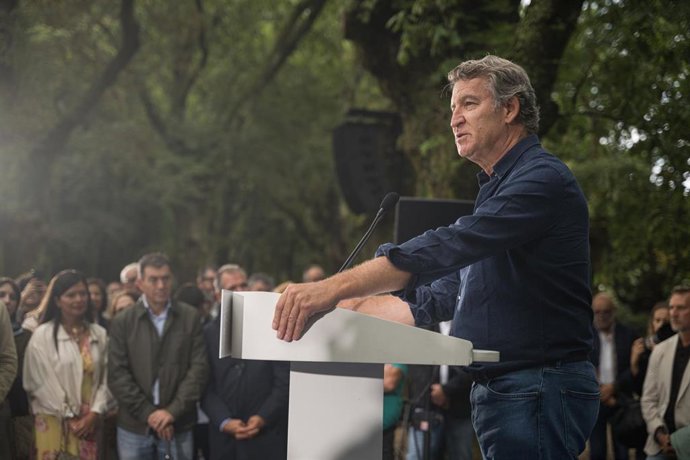 Archivo - El presidente del Partido Popular, Alberto Núñez Feijóo, en la cita de Cerdedo-Cotobade de 2025.