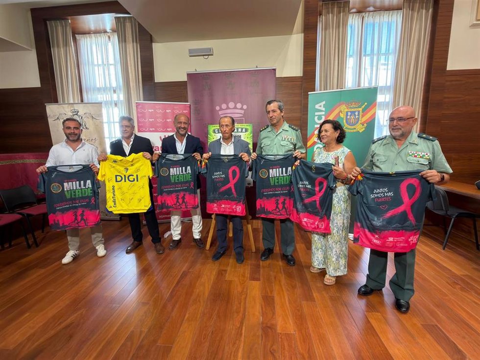 El vicepresidente primero de la Diputación de Cádiz, Juancho Ortiz, en la presentación de la Milla Verde de la Guardia Civil de Cádiz