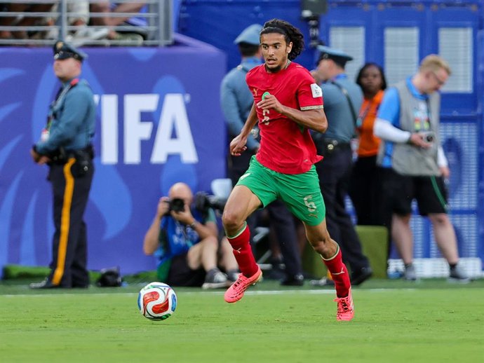 Archivo - 09 July 2026, US, Foxborough: Morocco's Ayyoub Bouaddi dribbles the ball during the 2026 FIFA World Cup quarter-final match between France and Morocco at Boston Stadium. Photo: Scott Rausenberger/ZUMA Press Wire/dpa