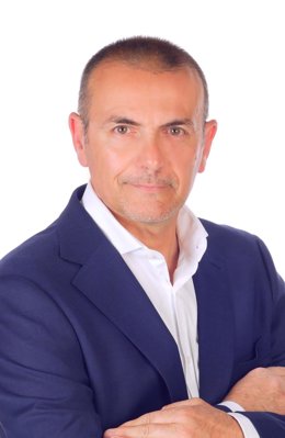 Archivo - Jacobo Ortiz, portavoz de Vox en el Ayuntamiento de La Carlota (Córdoba)