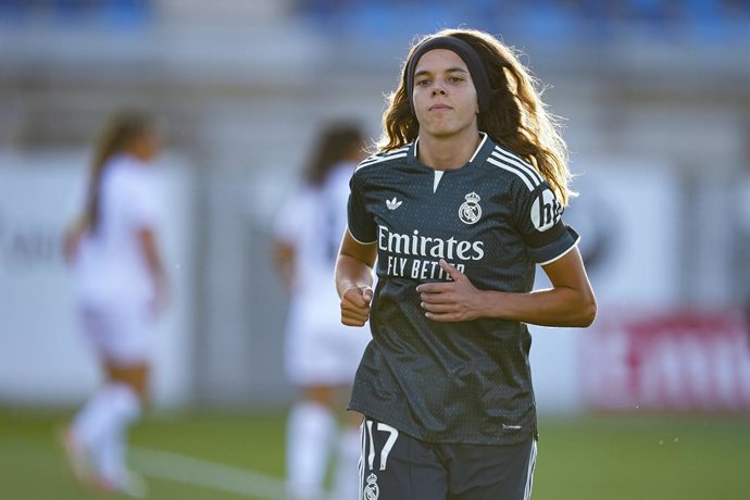 Andreia Jacinto, do Real Madrid CF, em ação durante a partida amistosa de futebol feminino disputada entre o Real Madrid e o Madrid CFF na Ciudad Real Madrid, em 1º de agosto de 2026, em Valdebebas, Madri, Espanha.