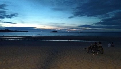 Hallan ilesa en su alojamiento a una joven holandesa a la que se buscaba en Somo tras entrar al mar y no verla salir