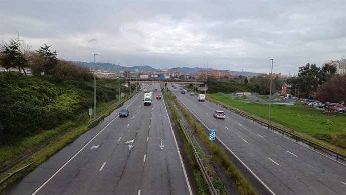 Archivo - Avenida de Príncipe de Asturias, en Gijón.