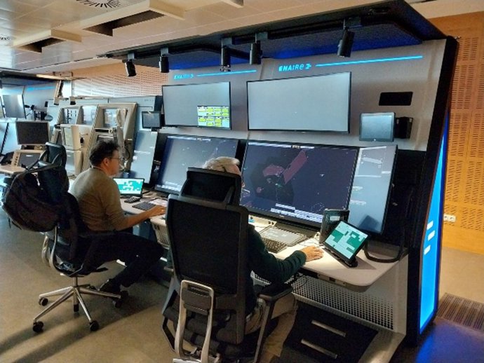Archivo - Controladores aéreos.