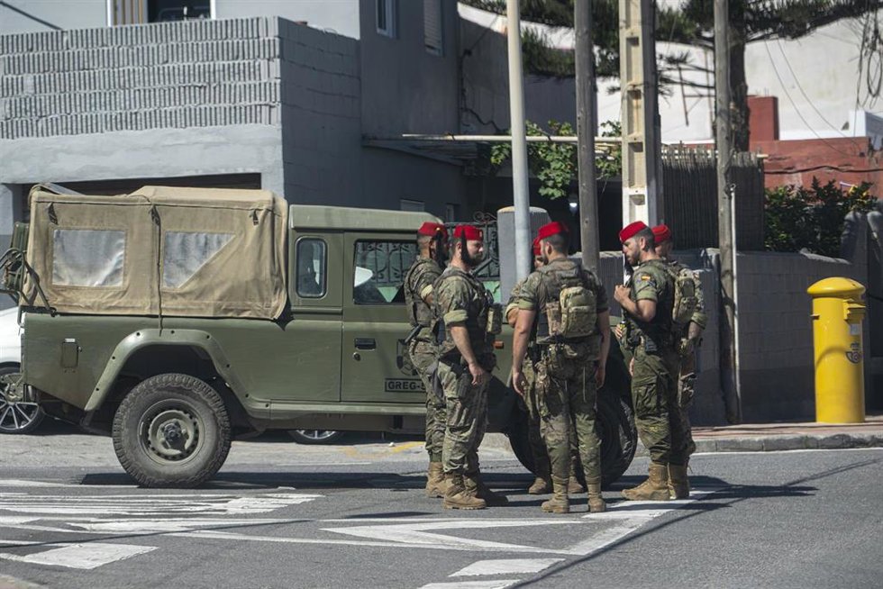 Varios militares Regulares, a 22 de agosto de 2026, en Ceuta (España).