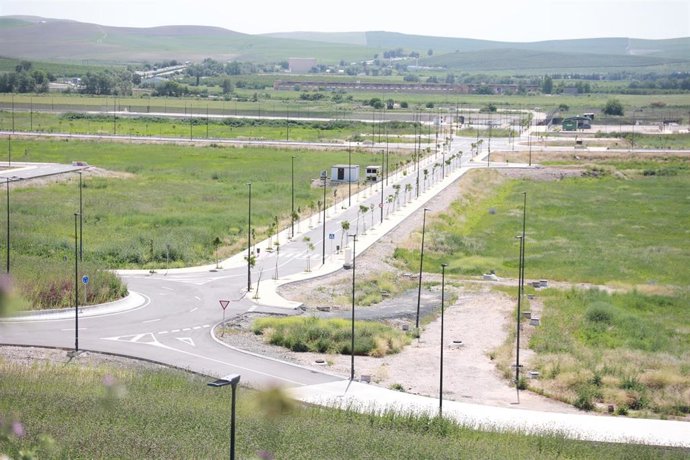 Zona del Polígono de la Rinconada de Córdoba donde se levantará la futura Base Logisitca del Ejército de Tierra 'General de Ejército Javier Varela'.