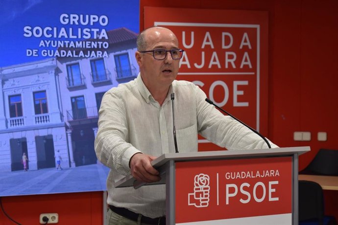 Archivo - El concejal socialista Alberto Rojo.