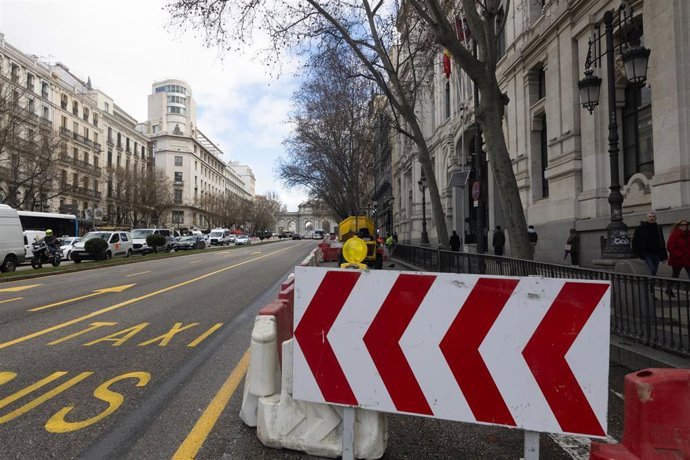 Archivo - Comienzo de las obras del bulevar en la calle Alcalá, a 3 de febrero de 2026, en Madrid (España).