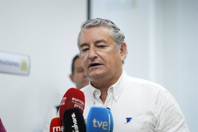 Antonio Sanz destaca que Andalucía consolida su modelo de telecuidados a pacientes crónicos.