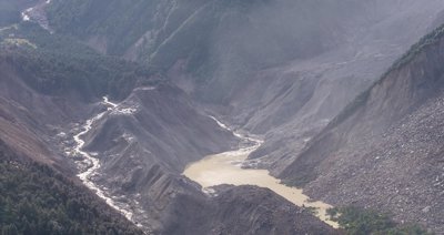Nepal eleva a 644 los turistas desaparecidos, 517 de ellos extranjeros