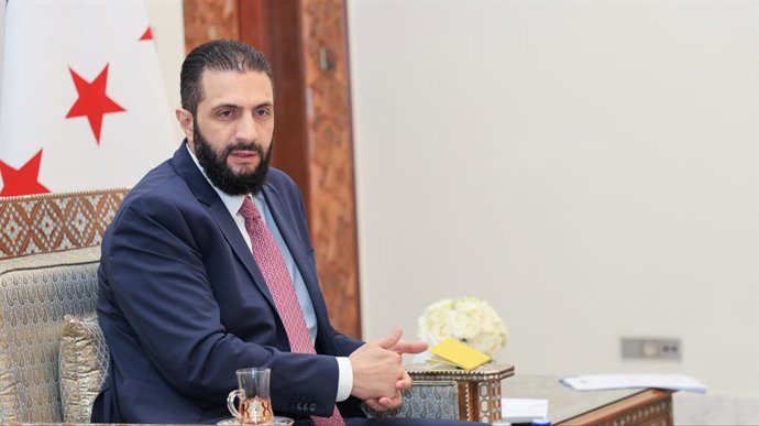 Archivo - Arquivo - O presidente de transição da Síria e líder do grupo jihadista sírio Hayat Tahrir al Sham (HTS), Ahmed Husein al Shara