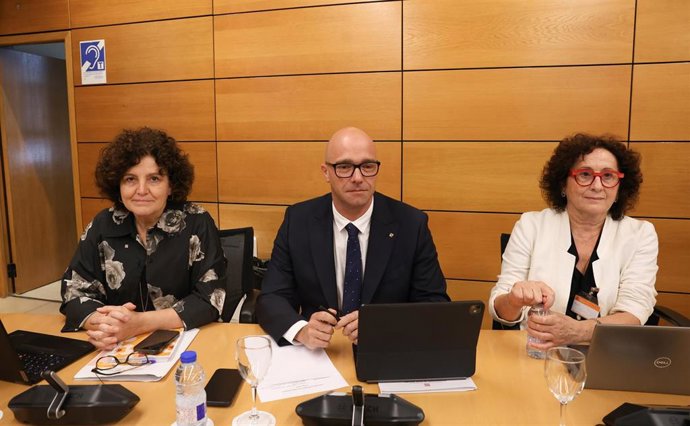 La consejera de Derechos Sociales de la Comunidad Foral de Navarra, Mari Carmen Maeztu, durante la reunión de la Conferencia Sectorial de Juventud e Infancia, en el Ministerio de Derechos Sociales, Consumo y Agenda 2030, a 27 de agosto de 2026, en Madrid 
