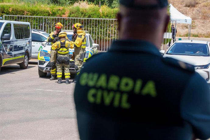 Archivo - Efectivos desplegados en el operativo de extinción del incendio declarado en Los Gallardos (Almería), en el puesto de mando avanzado, a 10 de julio de 2026, en Los Gallardos, Almería, Andalucía (España). 