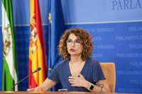 Montero afea a PP y Vox su negativa a un Pleno extraordinario por "dos de los mayores incendios en la historia" andaluza